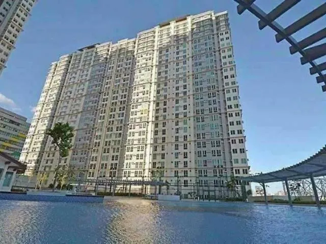 Apartment 24k Residences: Modern Makati With Wi-fi And Streaming *